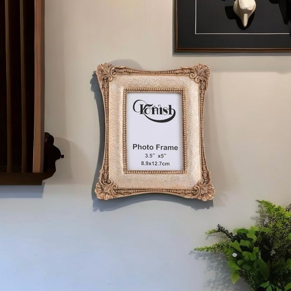 3.5x5” Antique Vintage Style Mini Picture Frame Tabletop Display Wall Mount Gold - Picture 4 of 8